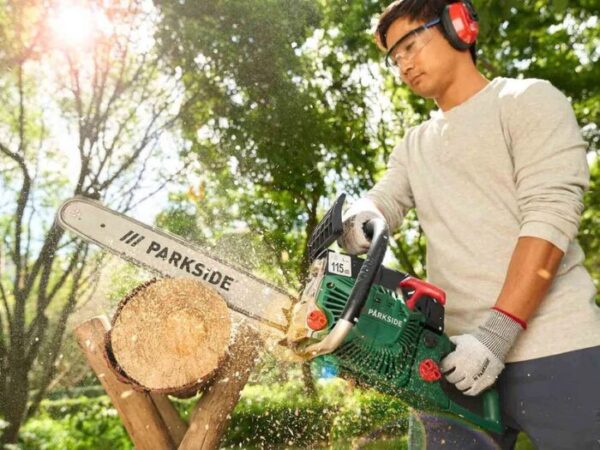 2-Stroke Petrol Chainsaw – 53cc (18") - Image 2